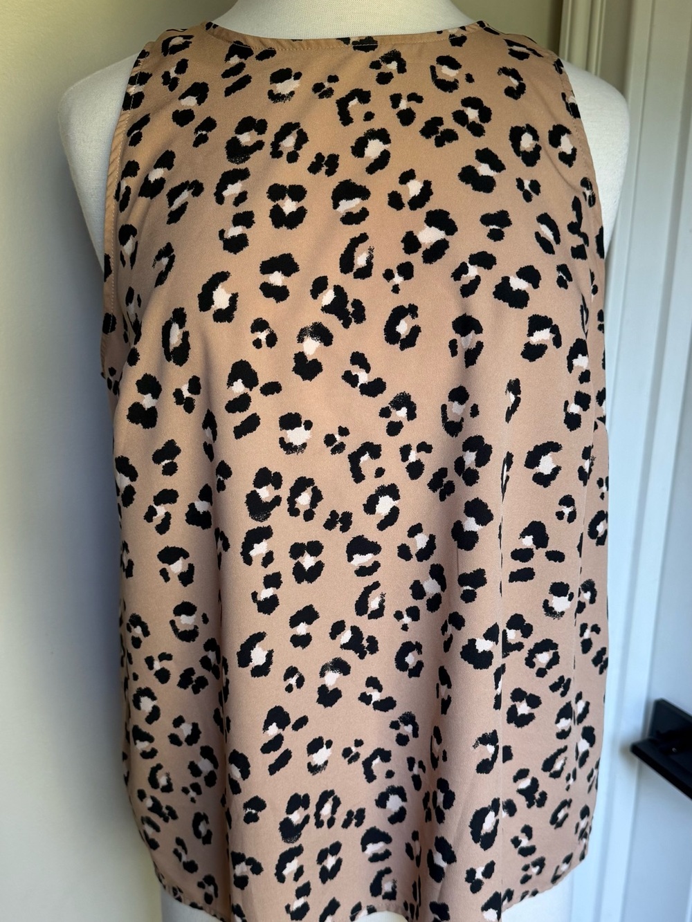 a new day Beige and Black Leopard Print Sleeveless Camisole